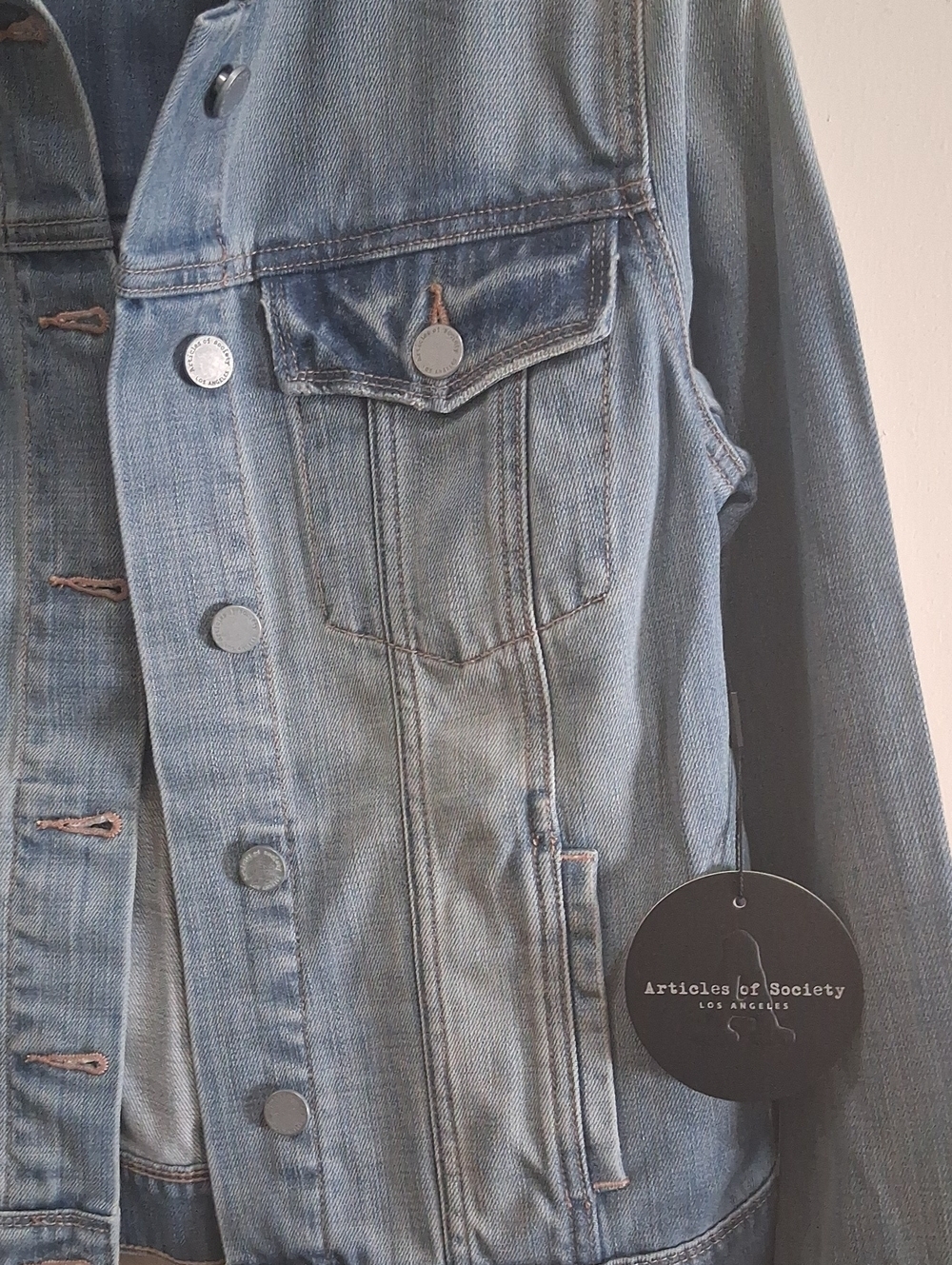 NWT Womens Articles of Society Denim Jacket Size Small - Picture 3 of 10